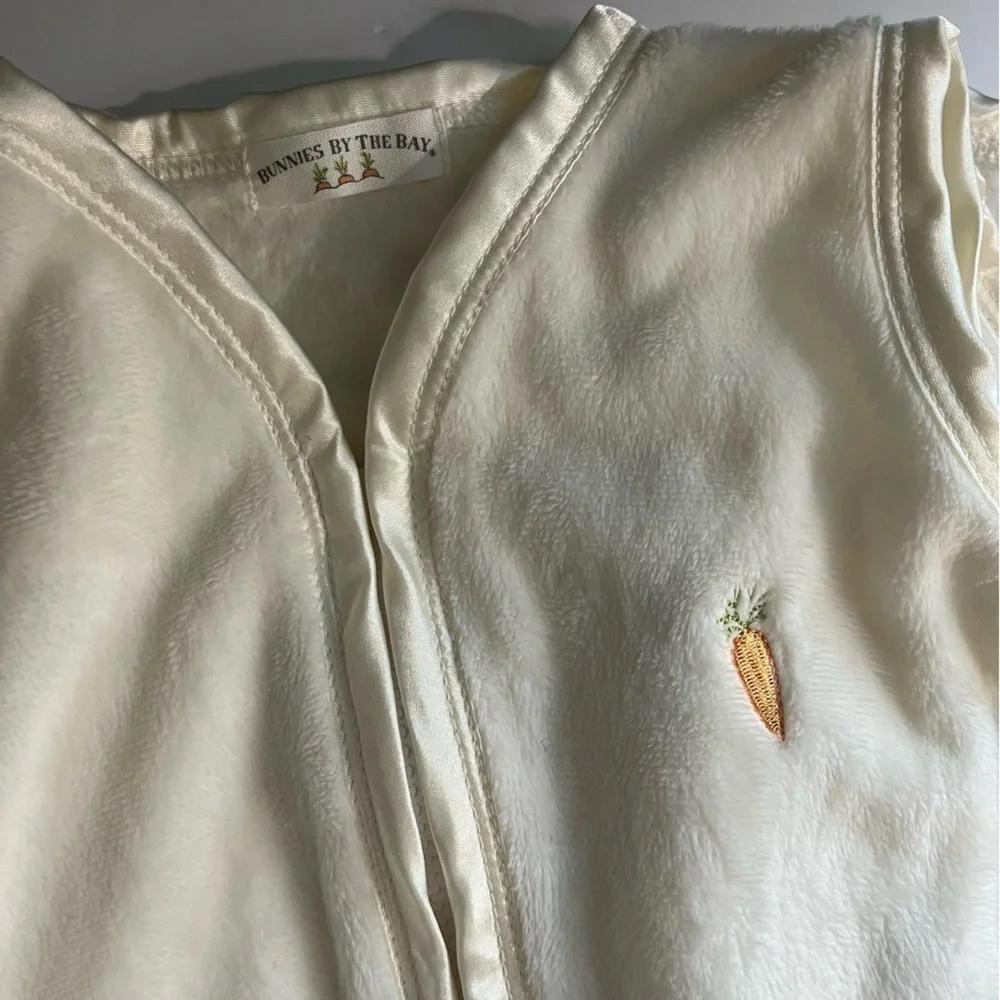 Bunnies By the Bay • NWT 